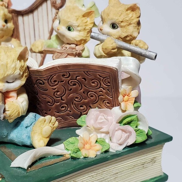 Music Box Cats on Books Harp Flute Violin Kitty - Picture 5 of 9